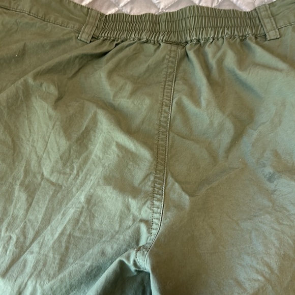 Wild fable 100% cotton xs olive green multiple pocket cargo pants - Picture 4 of 12